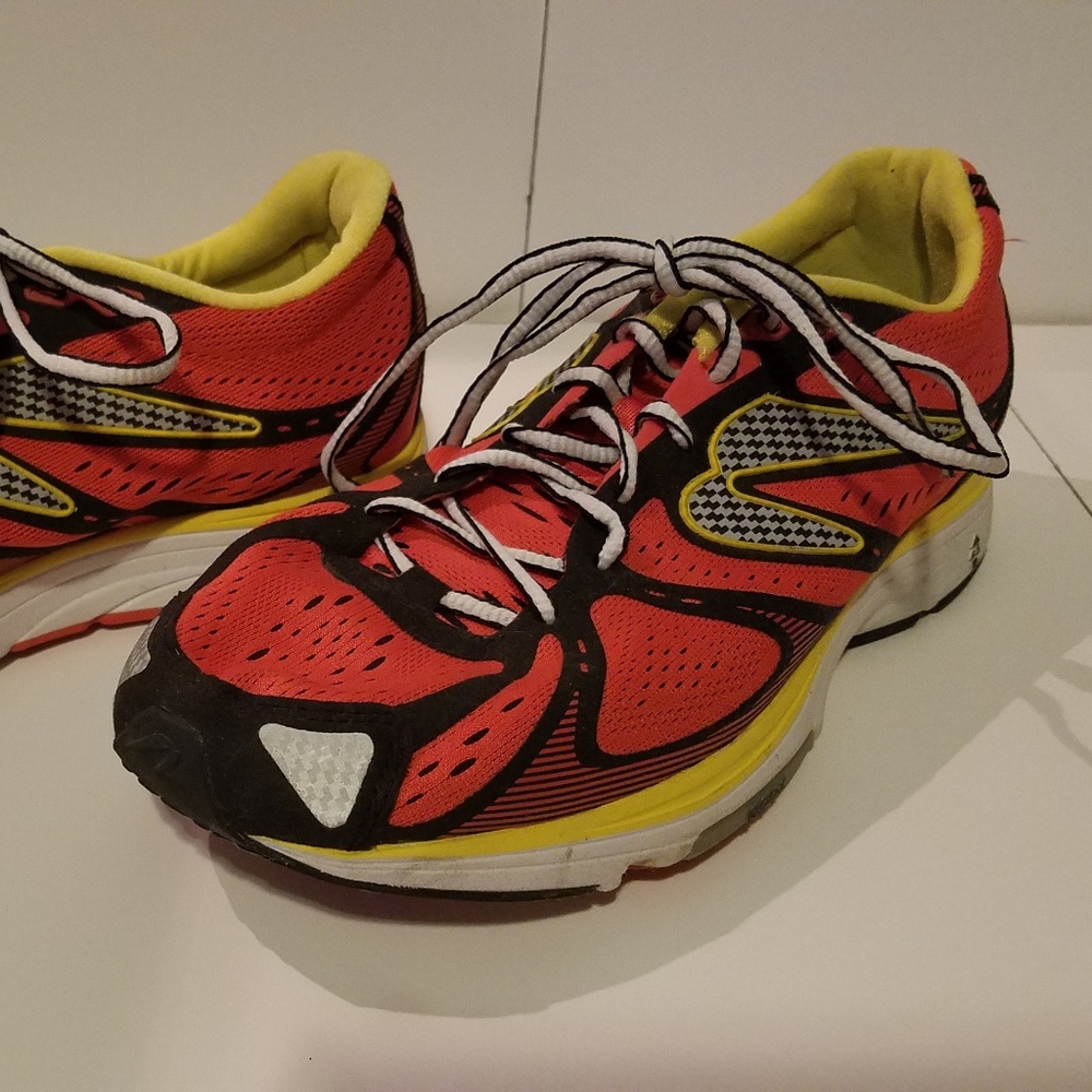 Newton Kismet Running Shoes Sz 9.5